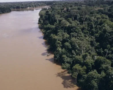 Rio Madeira está perto da cota de inundação em Rondônia
