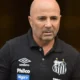 Sampaoli esfria, e Santos discutirá novo técnico após jogo com Atlético-MG