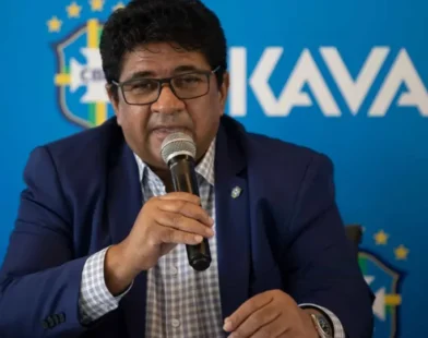 Seleção não pode ser usada para mostrar se a CBF está mal, diz Ednaldo
