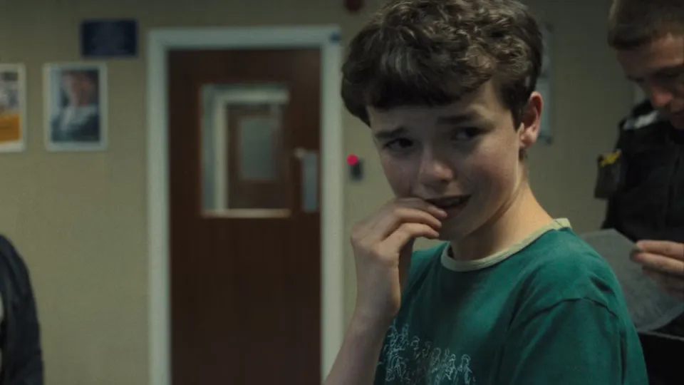 Série 'Adolescência' surpreende e entra para o Top 5 da história da Netflix