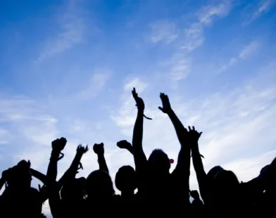 Shows internacionais: compra de ingressos exige cuidados