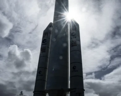 SpaceX perde contato com foguete Starship em novo teste no espaço