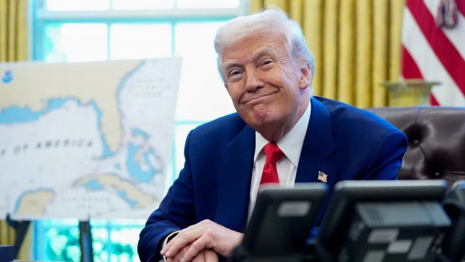 Trump nega isenção e sinaliza nova tarifa para eletrônicos e chips