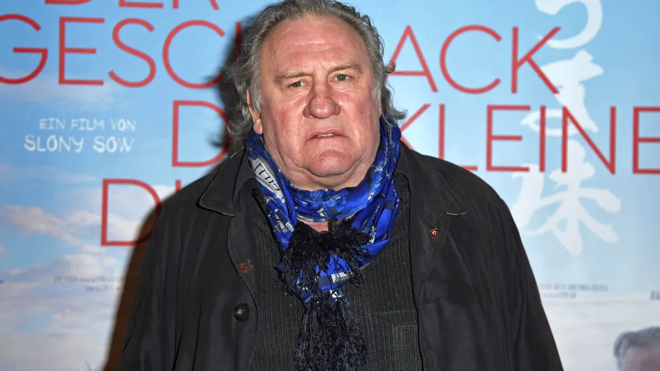 Acusações de assédio contra o ator Gérard Depardieu receberão veredito na terça