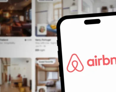 Airbnb quer ser 'superapp de viagem' e lança reservas de serviços como personal trainer e cabeleireiro