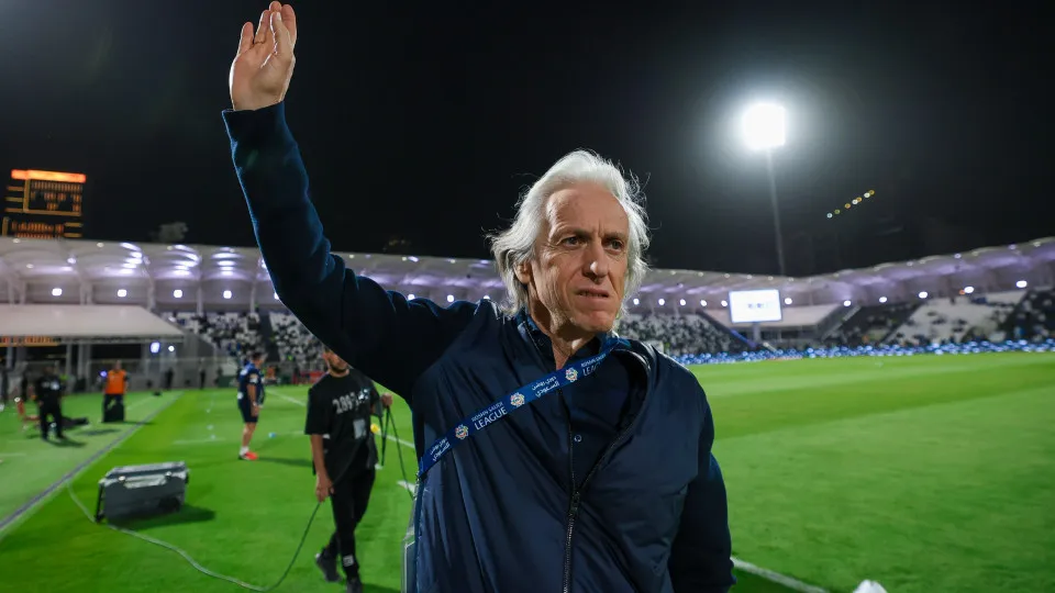 Al Hilal tem dois técnicos portugueses cotados para vaga de Jesus