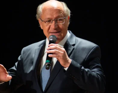 Alckmin irá se reunir com governo dos EUA para tratar do aço na sexta, diz Rui Costa