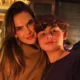 Alessandra Ambrósio posto rara foto com filho. "Te amo infinitamente"