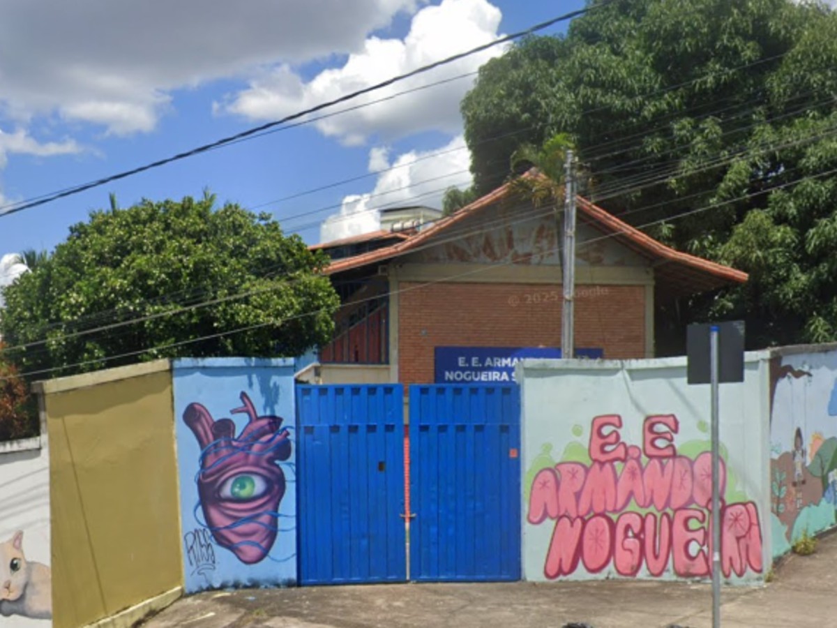 Aluna denuncia comentário racista de professor durante ensaio teatral em escola de Divinópolis | Centro-Oeste