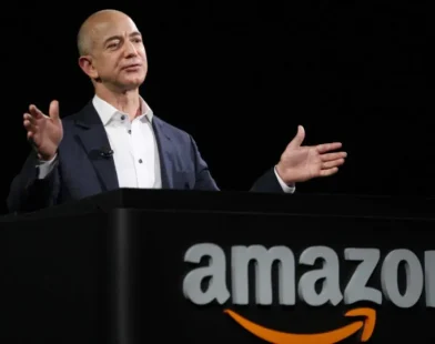 Amazon está aumentando investimento em publicidade no X de Elon Musk, diz jornal