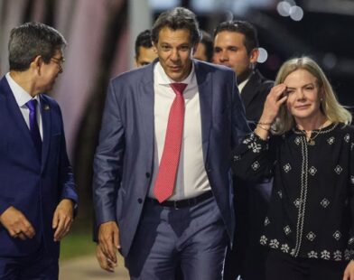 Após ultimato de Motta, governo admite ainda não ter alternativa a IOF