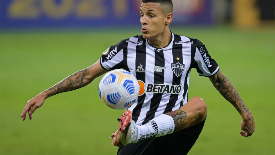 Arana busca mais entrosamento com Vini Jr. na seleção: 'Entender o jogo'