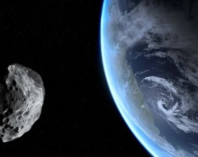 Asteroide ‘Deus do Caos’ passará próximo à Terra e pode gerar tremores