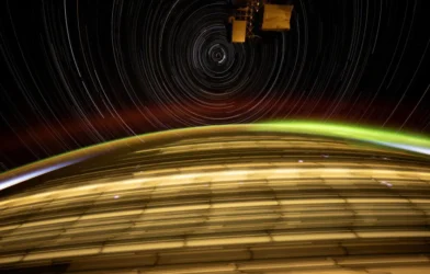 Astronauta da NASA mostra foto da Terra como nunca se viu