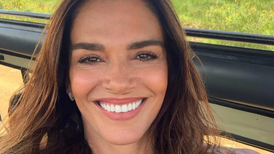 Atriz atropelada pelo próprio carro deixa alerta: "Pode ser fatal"