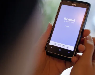 Austrália quer cobrar imposto de plataformas que não pagam pelas notícias