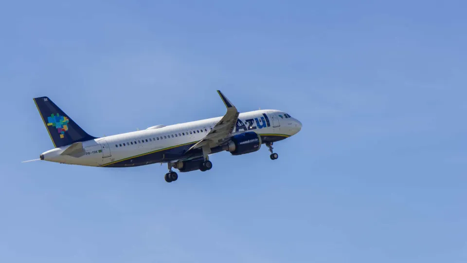 Azul assume contrato com a Petrobras que pertencia à Voepass