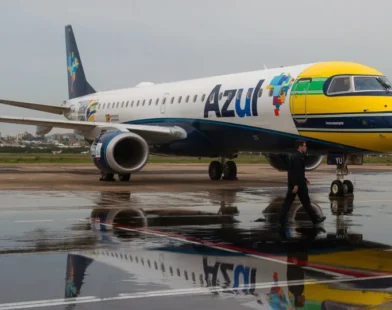 Azul confirma que avalia potencal oferta primária de ações preferenciais