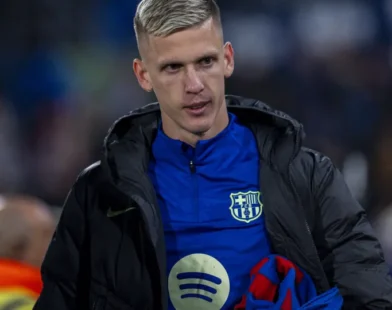 Barcelona é acusado de burlar fair play e LaLiga veta inscrições de dupla