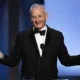 Bill Murray ameaça dar pisão em fã após esbarrão