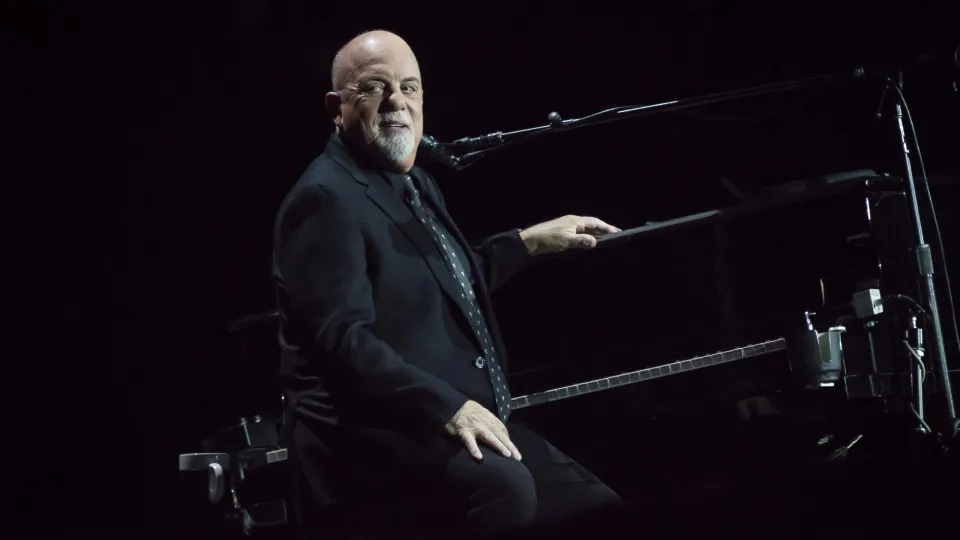 Billy Joel cancela turnê após diagnóstico de doença cerebral