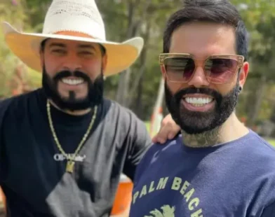 Cantores sertanejos são presos suspeitos de receptação de carro roubado