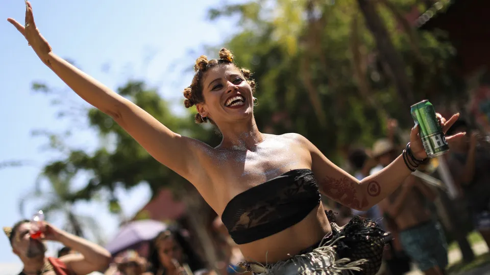 Carnaval: abertura oficial da folia no Rio começa neste sábado