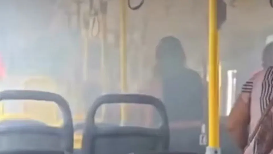Celular explode no bolso de passageira dentro de ônibus no Espírito Santo
