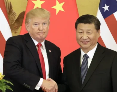 China, Canadá e México reagem a Trump e agravam guerra tarifária