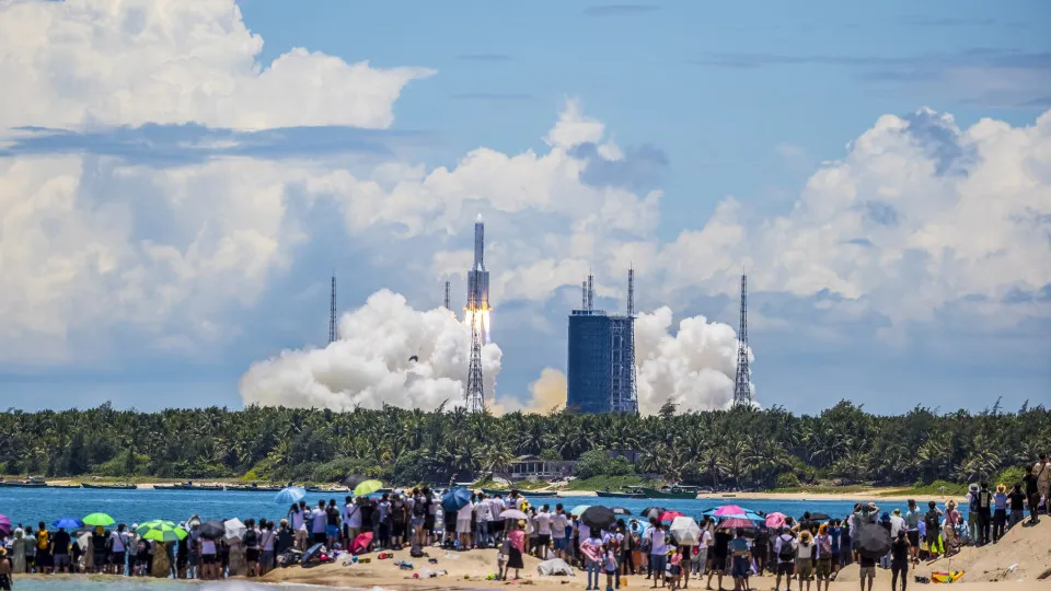 China vai lançar sonda para coletar amostras de asteroide este mês