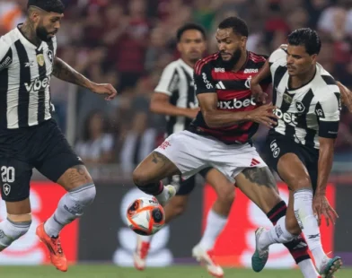 Clássico sem gols no Maracanã trava Flamengo e Botafogo no brasileirão