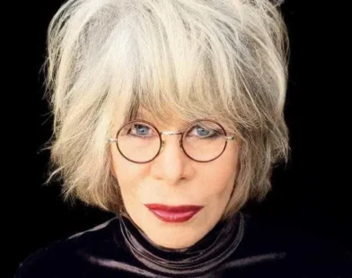 Como Rita Lee gravou 'Voando', música que ela quis lançar após a morte