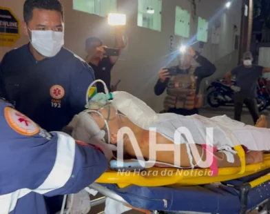 Criminosos Invadem Residência E Deixam Dois Jovens Feridos A Tiros