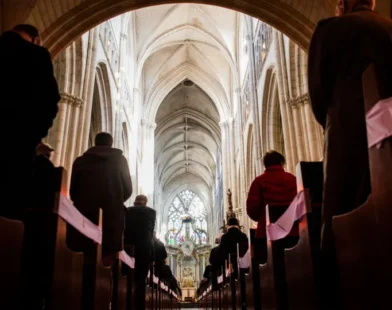 Criminosos invadem igreja e furtam hóstias no interior de São Paulo