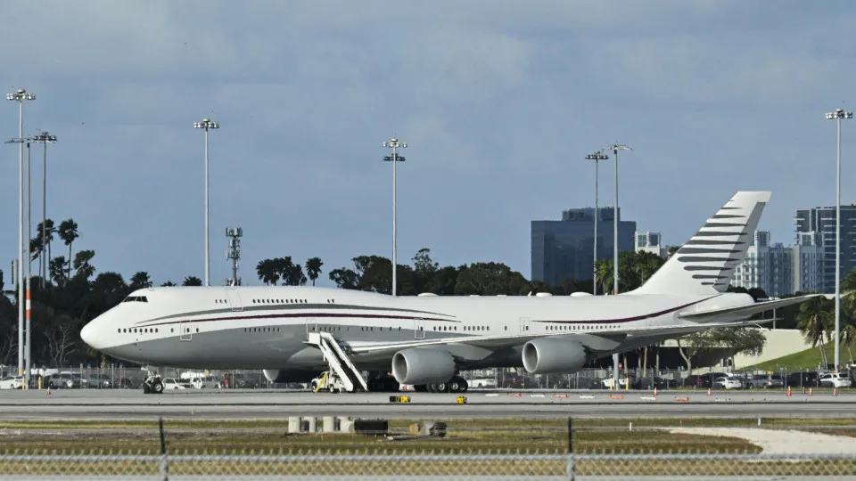 Defesa dos EUA aceita jato de luxo do Qatar para Air Force de Trump