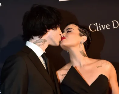 Demi Lovato se casa com Jutes na Califórnia e mostra novas fotos
