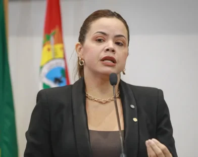 Deputada Michelle Melo denuncia caos na saúde do Acre e cobra responsabilidade | ac24horas