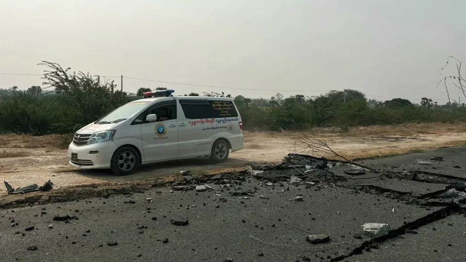 Dezesseis crianças morrem em terremoto enquanto dormiam na creche