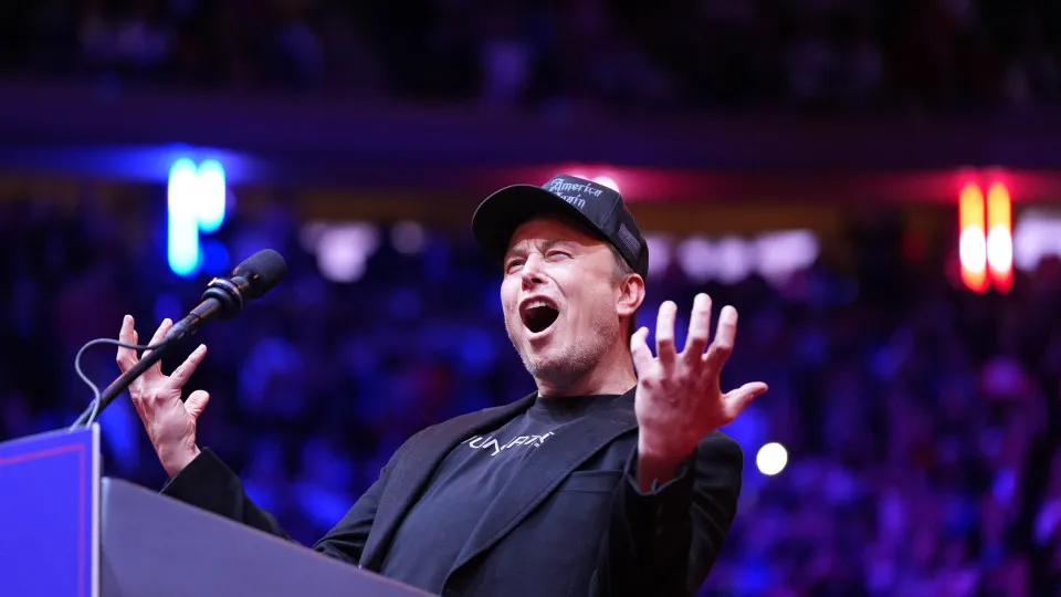 Elon Musk: "Vamos diretamente para Marte. A Lua é uma distração"