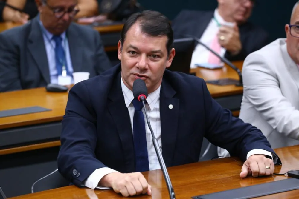 "Estado não pode agir como milícia armada", dispara Duarte sobre abusos ambientais no Acre | ac24horas