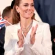 Este é um dos visuais mais deslumbrantes que Kate usou recentemente