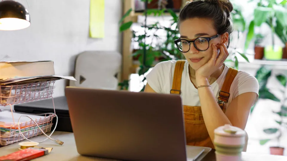 Estudo revela que 93% da Geração Z usam IA generativa no trabalho