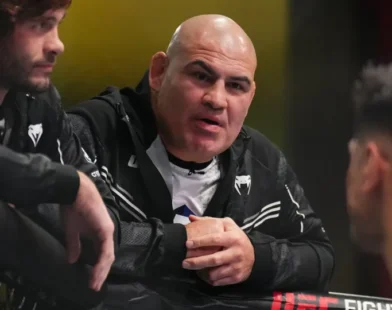 Ex-campeão do UFC, Cain Velásquez, é condenado a 5 anos de prisão