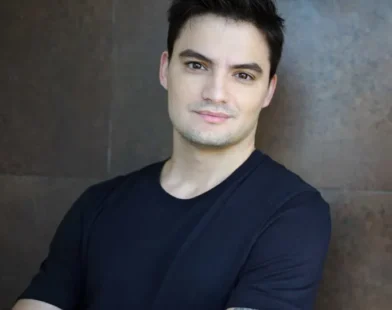 Felipe Neto anuncia lançamento de novo livro