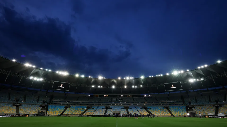 Flamengo e Internacional fazem duelo de favoritos no Maracanã