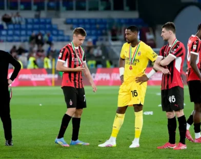Gabbia admite clima ruim no vestiário do Milan após derrota na final