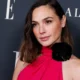 Gal Gadot revela coágulo durante gravidez: "Perdi a visão e a audição"