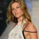 Gisele Bündchen e Joaquim Valente fotografados em momento de 'paixão'