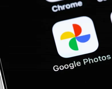 Google Fotos ganha nova ferramenta para corrigir imagens espelhadas