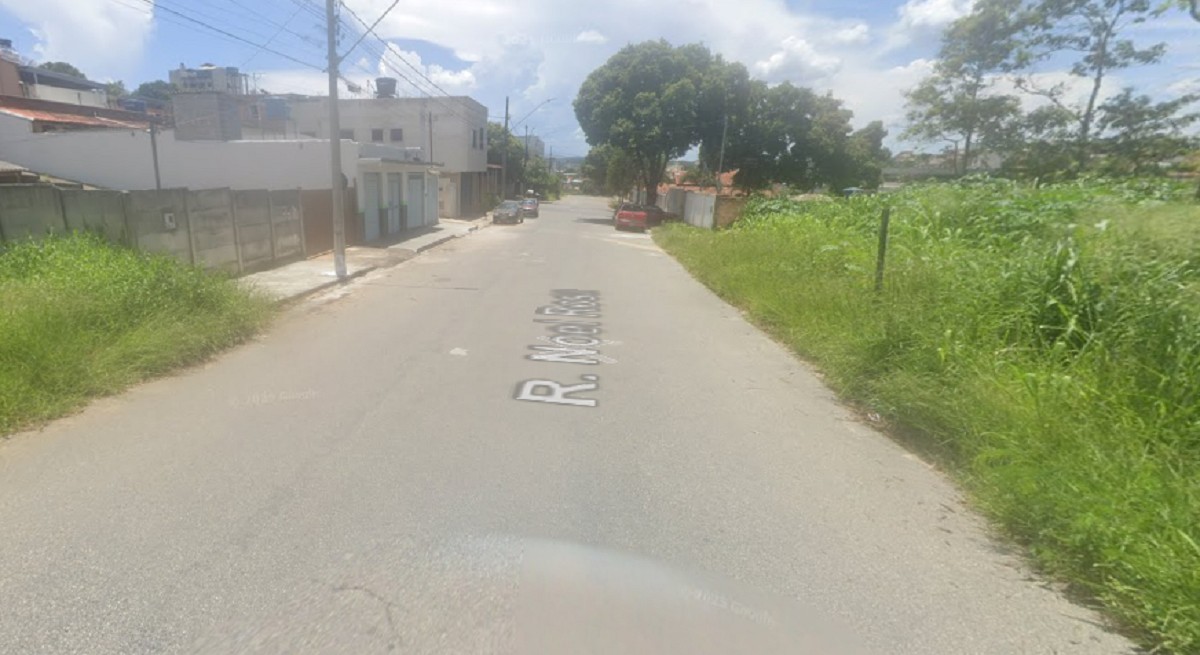 Homem é morto a tiros em frente à loja de conveniência prestes a ser inaugurada em Divinópolis; outros dois ficam feridos | Centro-Oeste